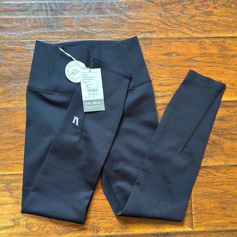 New- Vuori- Evolve Legging Black-Small